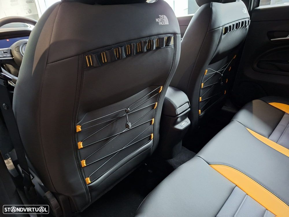 Jeep Avenger 1.2 4xe Hybrid eAWD The North Face - 23