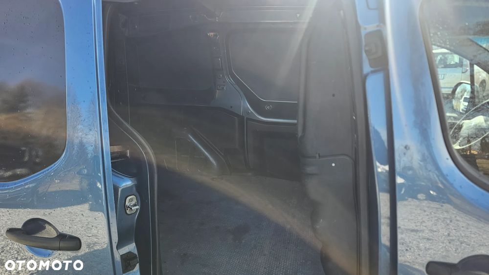 Peugeot PARTNER - 11