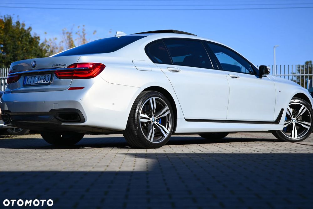 BMW Seria 7 750Ld xDrive - 37