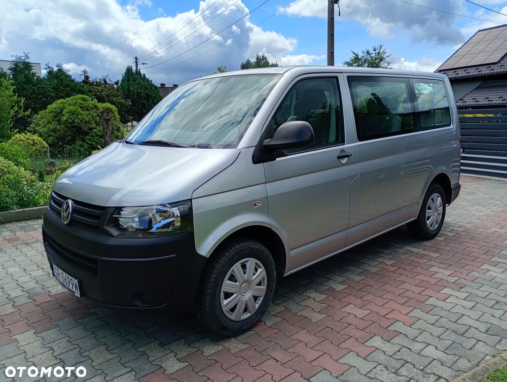 Volkswagen Transporter - 1
