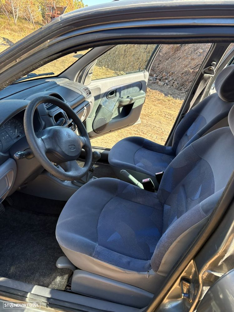 Renault Clio 1.2 - 2