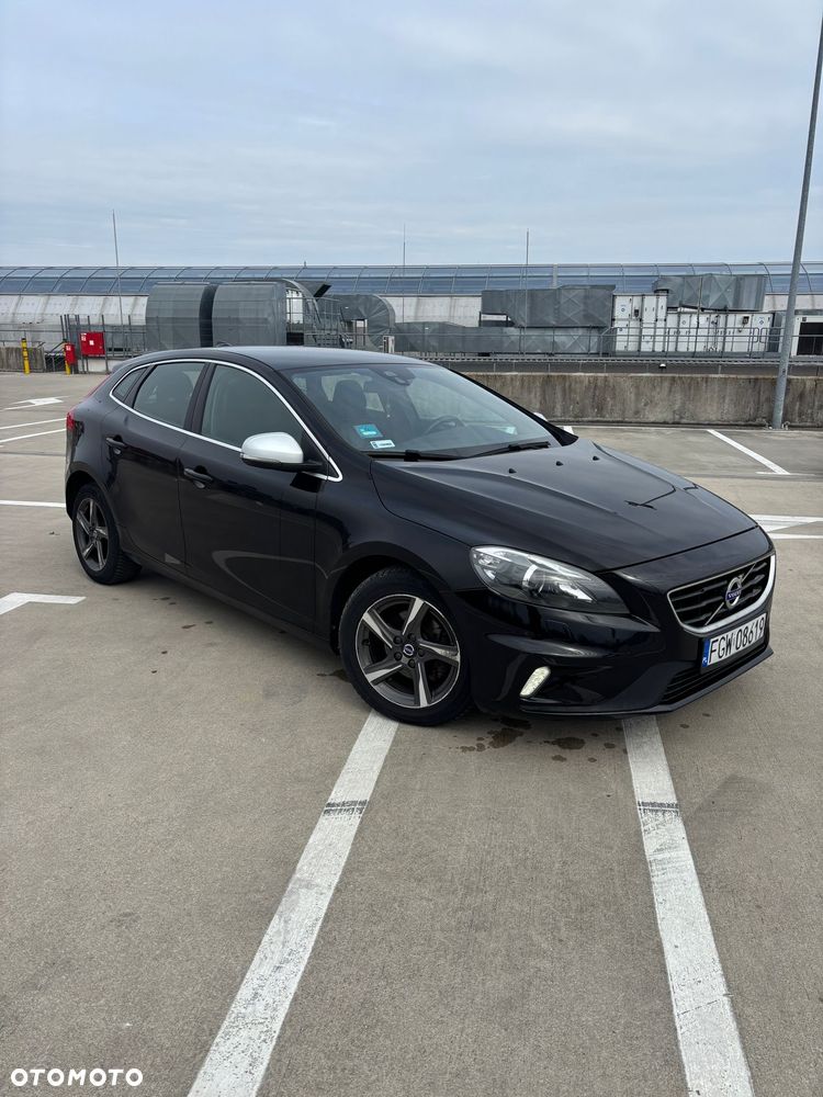 Volvo V40 D2 Drive-E R-Design Kinetic - 1