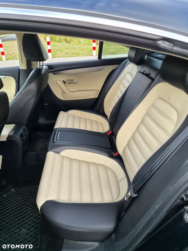Volkswagen Passat CC - 35