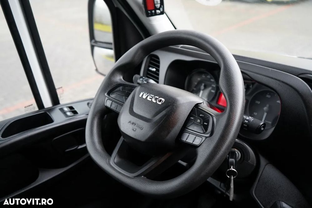 Iveco DAILY 35-140 / FRIGORIFER / PULSOR 400 UNITATE / LIFT / TWIN / - 28