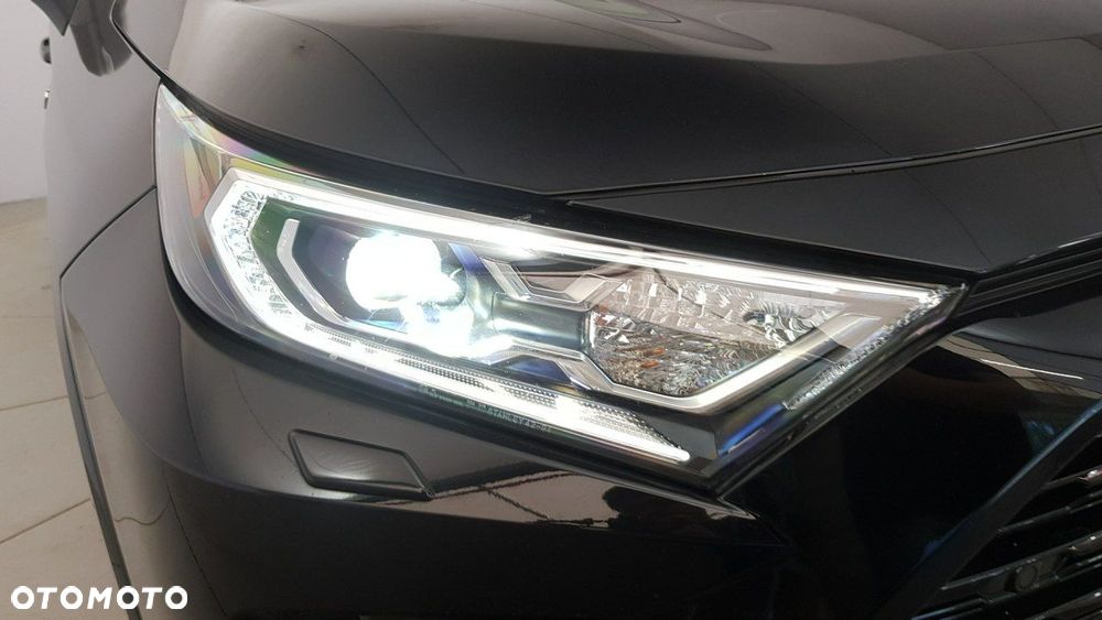 Toyota RAV4 - 11
