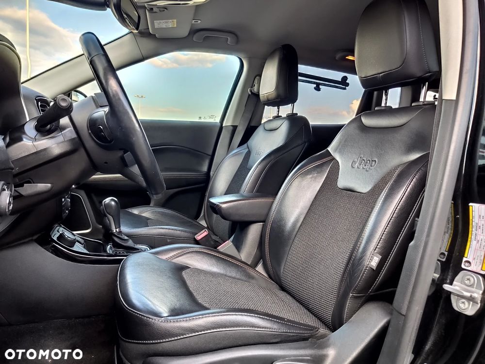 Jeep Compass 1.4 TMair Limited 4WD S&S - 22
