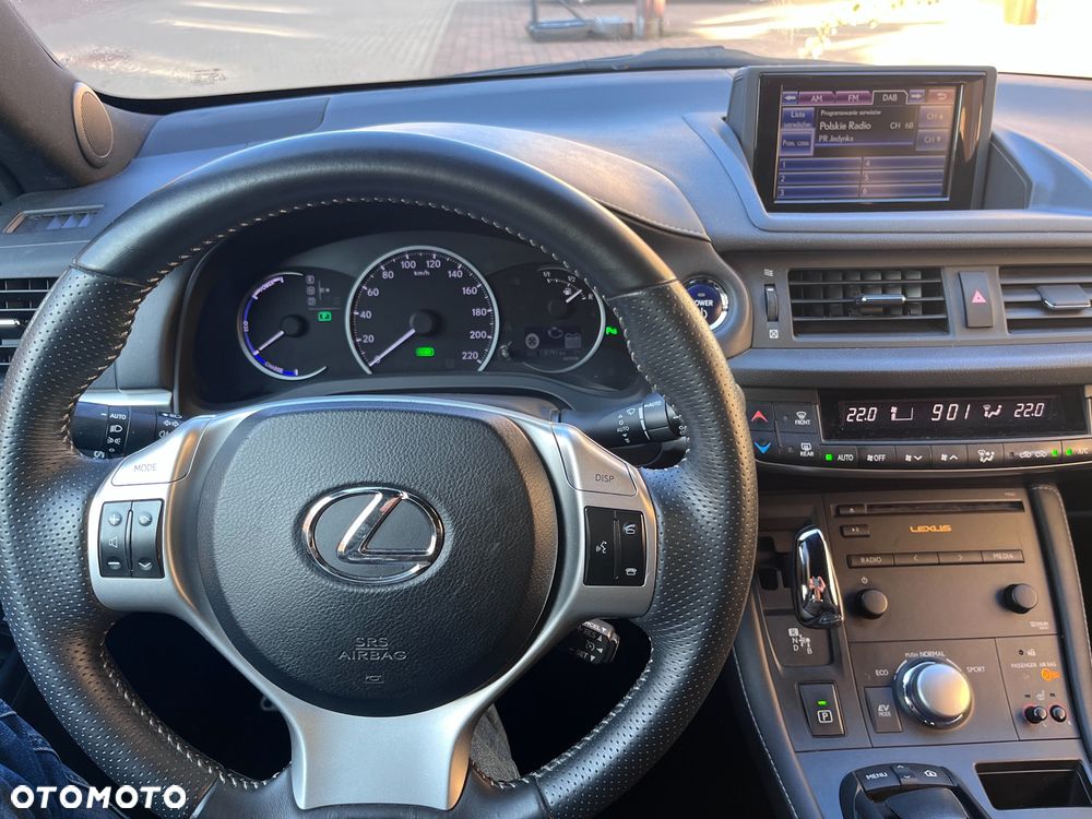 Lexus CT 200h F Sport - 17