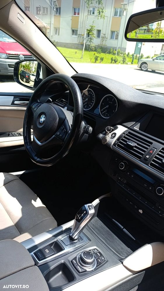 BMW X6 xDrive30d - 10