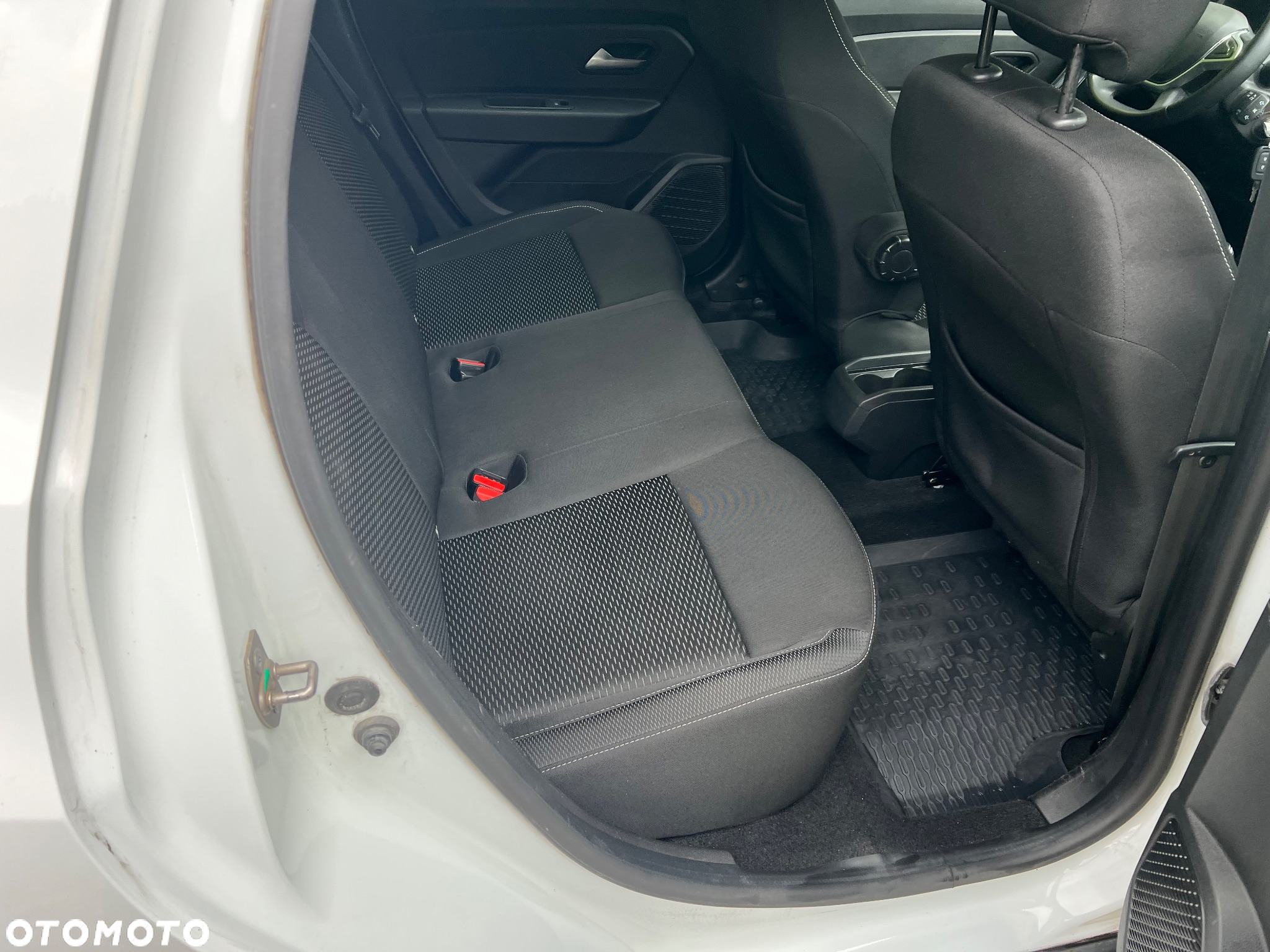 Dacia Duster 1.5 Blue dCi Comfort 4WD - 18