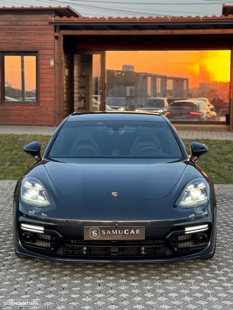 Porsche Panamera Sport Turismo - 3