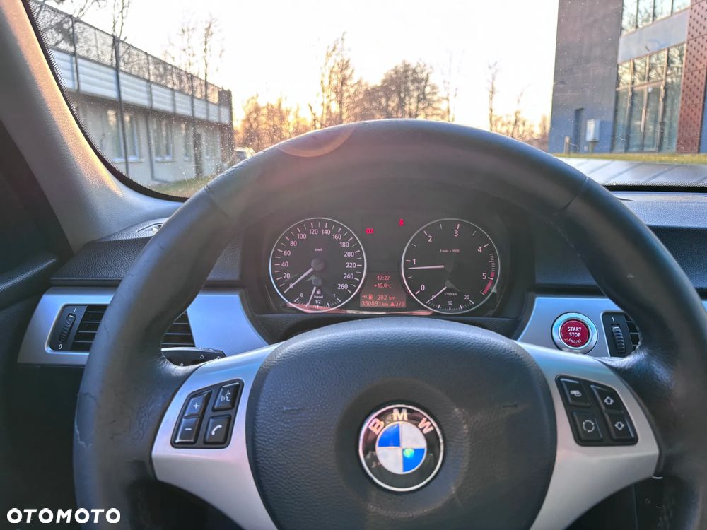 BMW Seria 3 320d - 13
