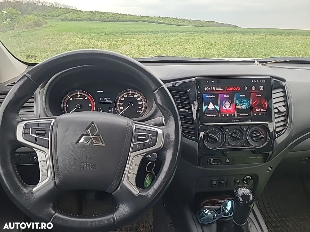 Mitsubishi L200 - 6