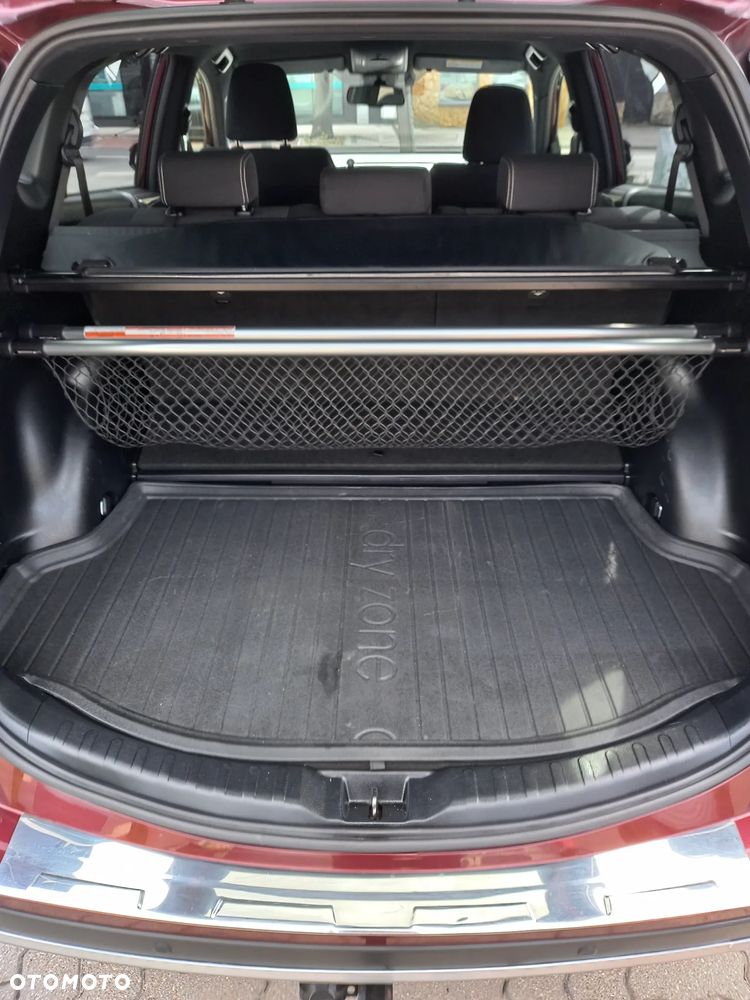 Toyota RAV4 - 11