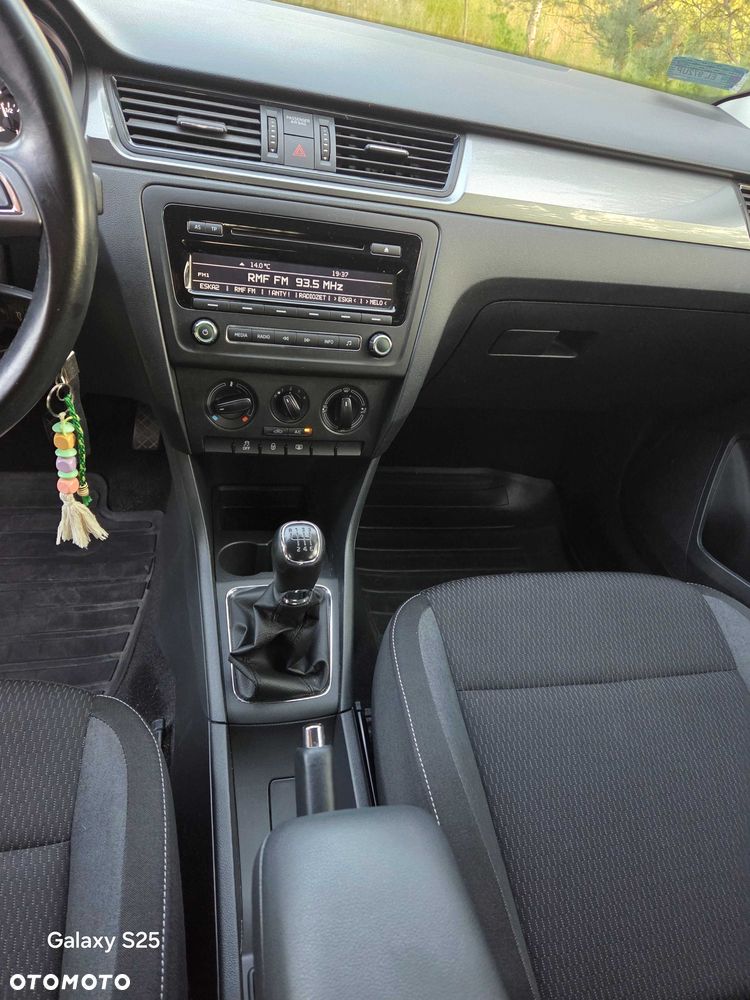 Skoda RAPID - 6