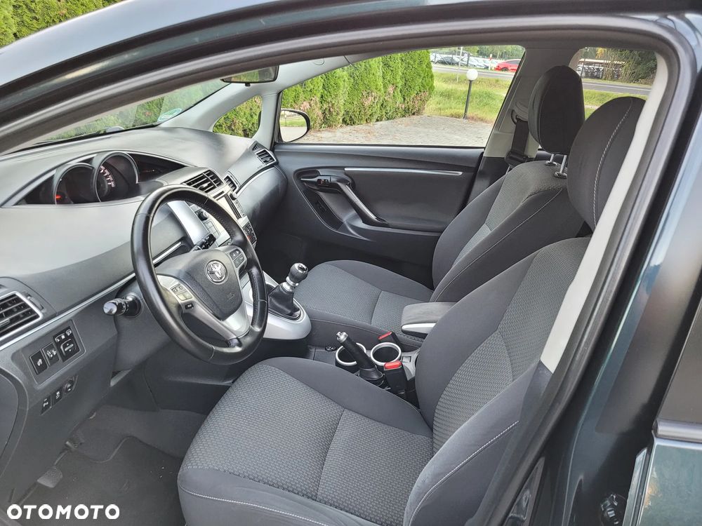 Toyota Verso 2.0 D-4D Executive - 22