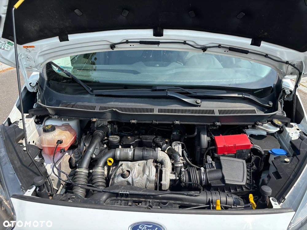 Ford COURIER - 15