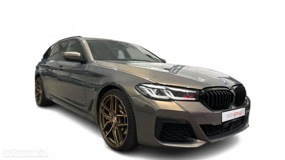 BMW 530 e Pack Desportivo M - 1