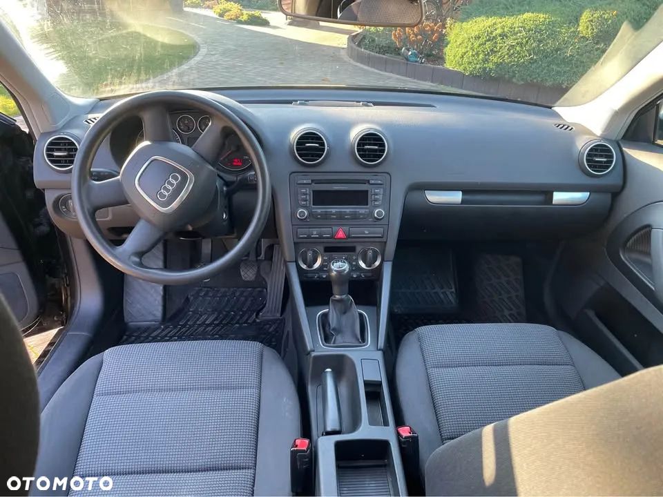 Audi A3 3-drzwiowe 1.6 Attraction - 6