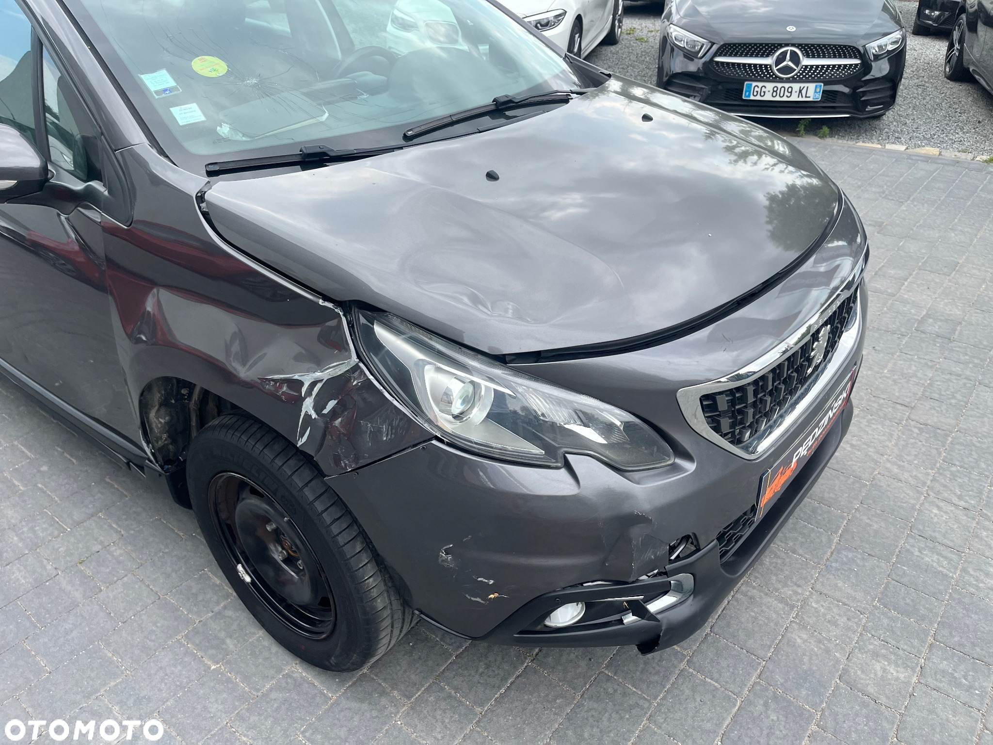 Peugeot 2008 - 11