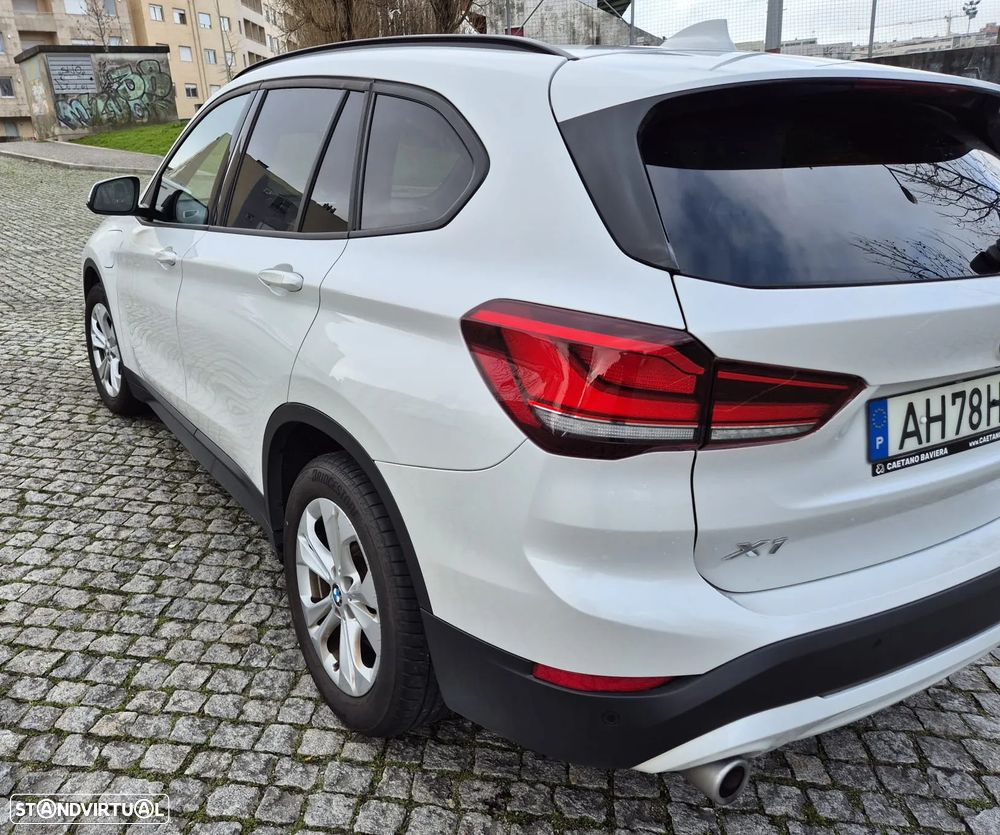 BMW X1 25 e xDrive Corporate Edition - 1