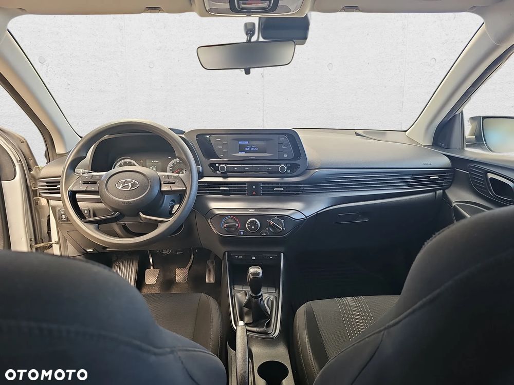 Hyundai i20 1.2 Pure - 18