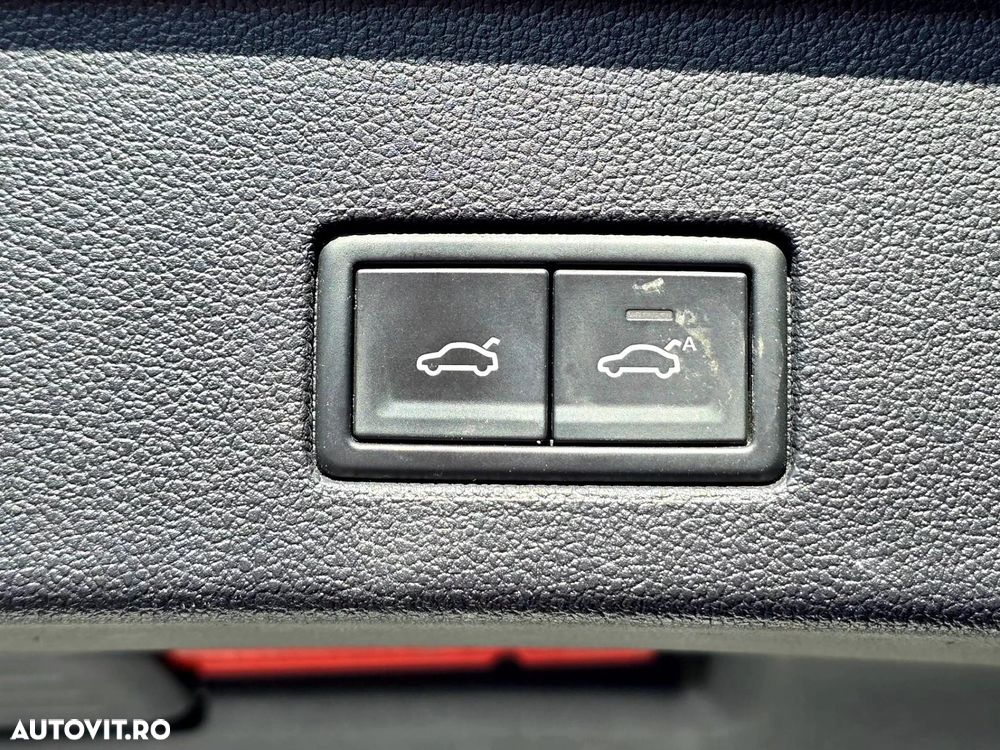 Volkswagen Touareg - 35