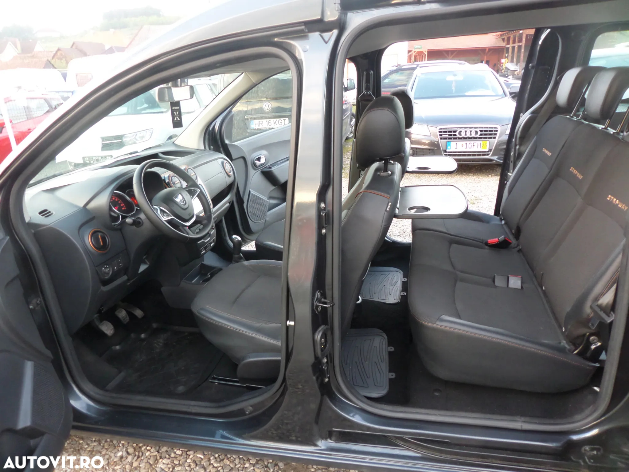 Dacia Dokker 1.5 dCi 90 CP Stepway - 13