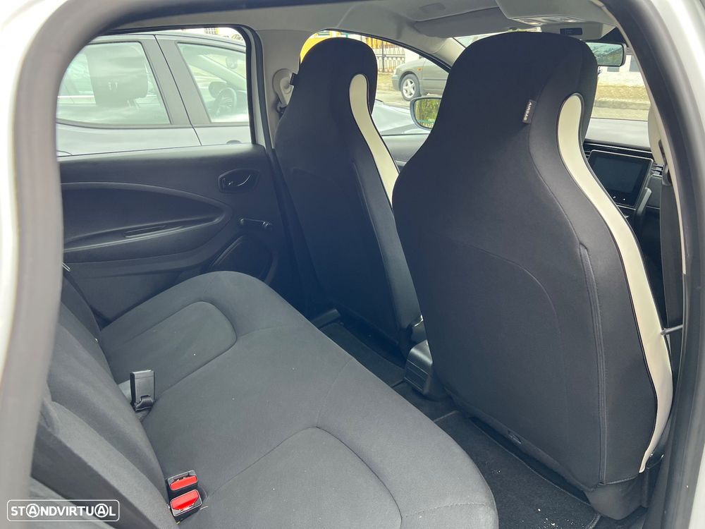 Renault Zoe - 8
