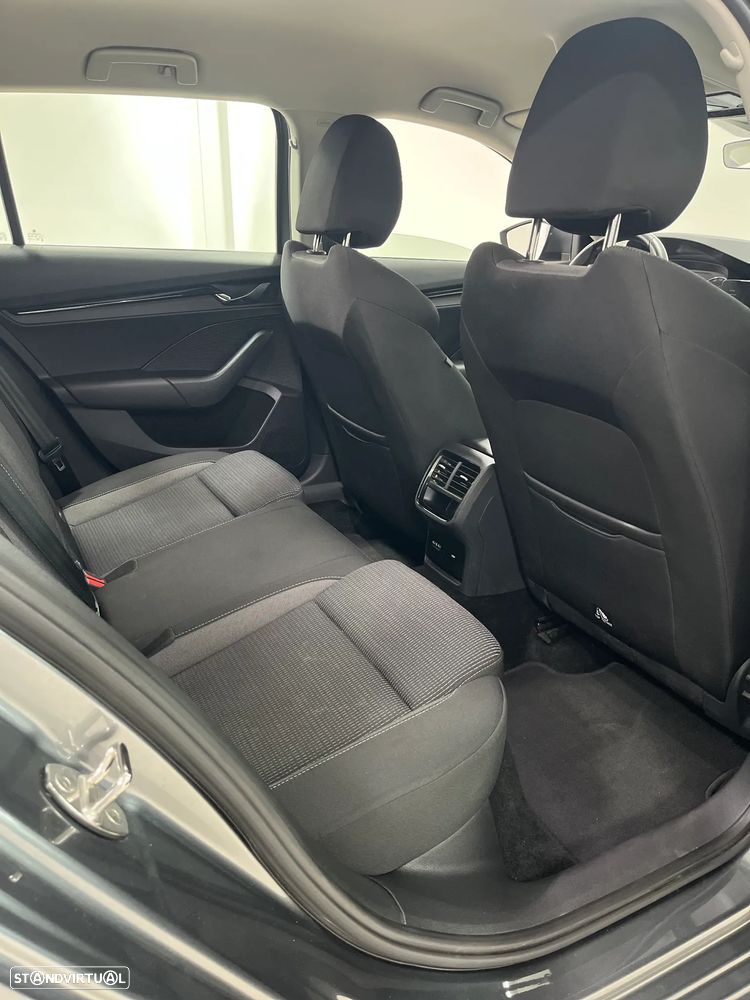 Skoda Octavia Break 1.5 TSI mHEV DSG - 8