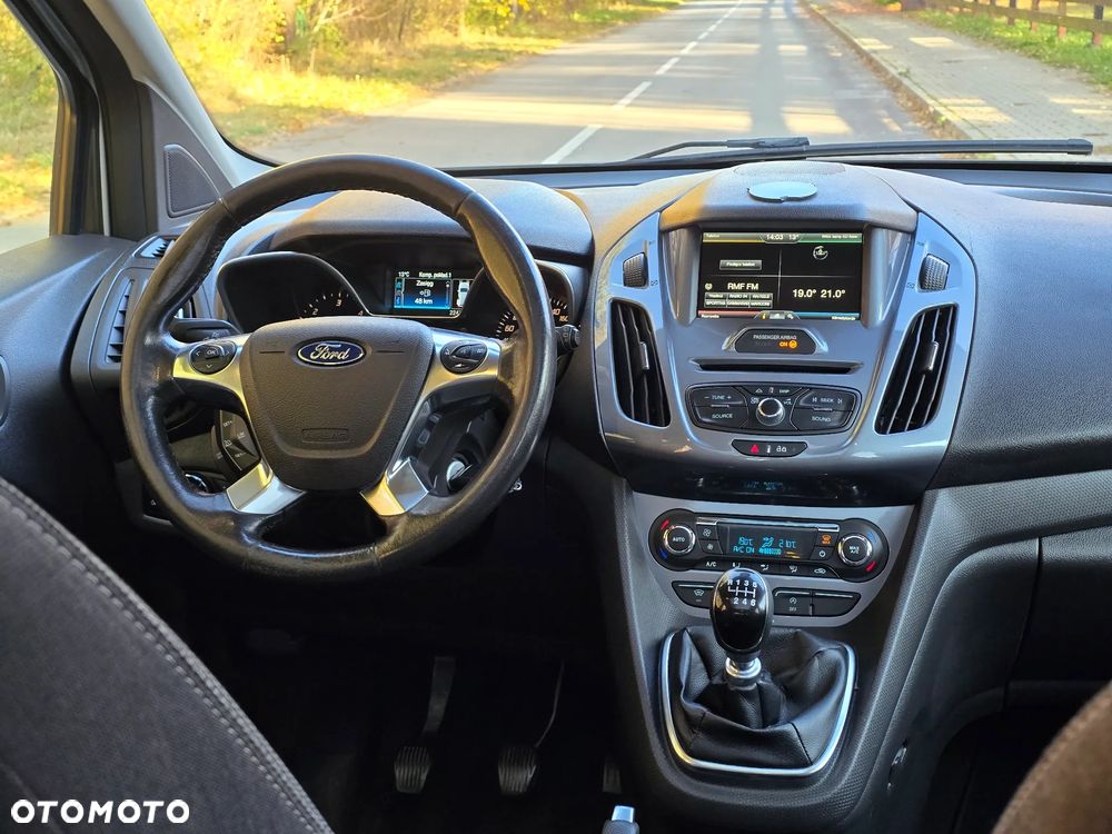 Ford Tourneo Connect 1.5 TDCi Start-Stop Titanium - 26