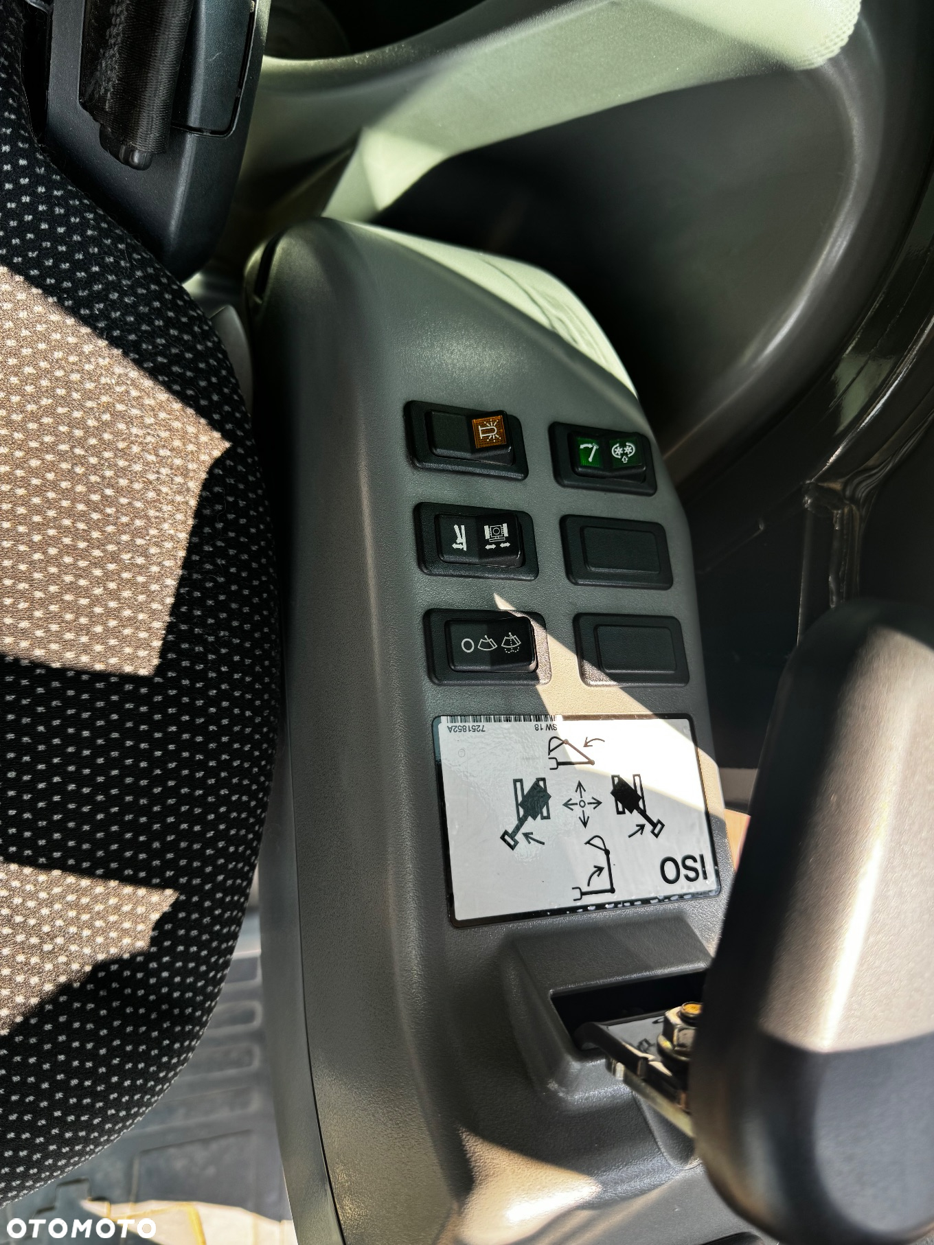 Bobcat E19 - 11