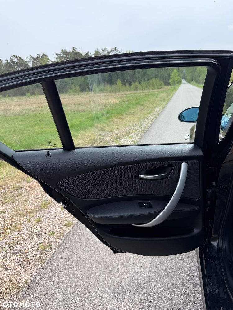 BMW Seria 1 120d DPF Edition Lifestyle - 11