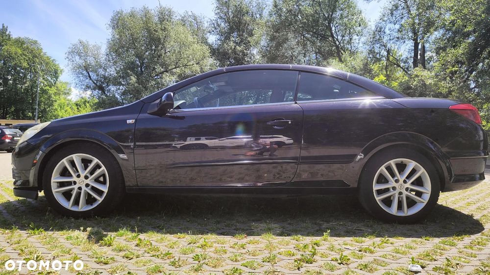 Opel Astra 1.9 CDTI Cosmo - 10