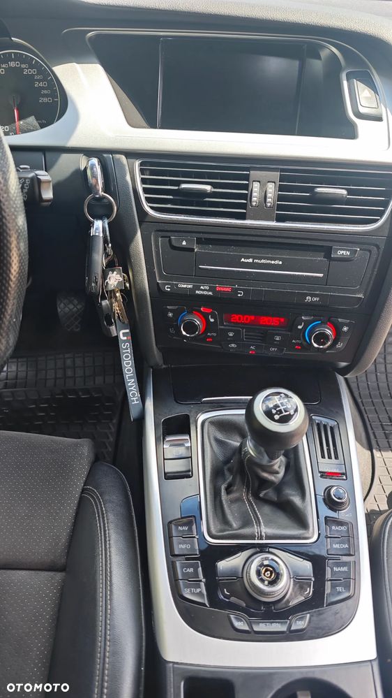 Audi A4 Avant 2.0 TDI DPF quattro S line Sportpaket (plus) - 13