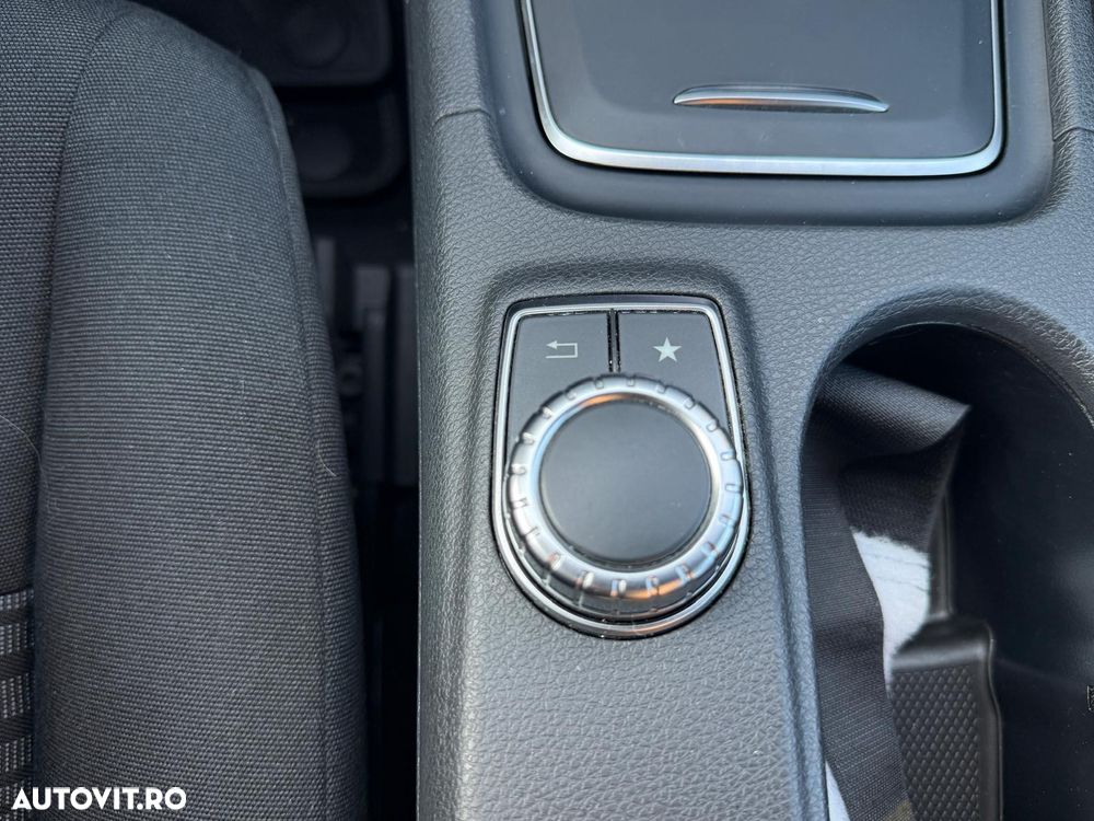 Mercedes-Benz A 160 7G-DCT - 18