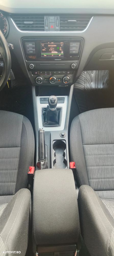 Skoda Octavia 1.6 TDI Ambiente - 7
