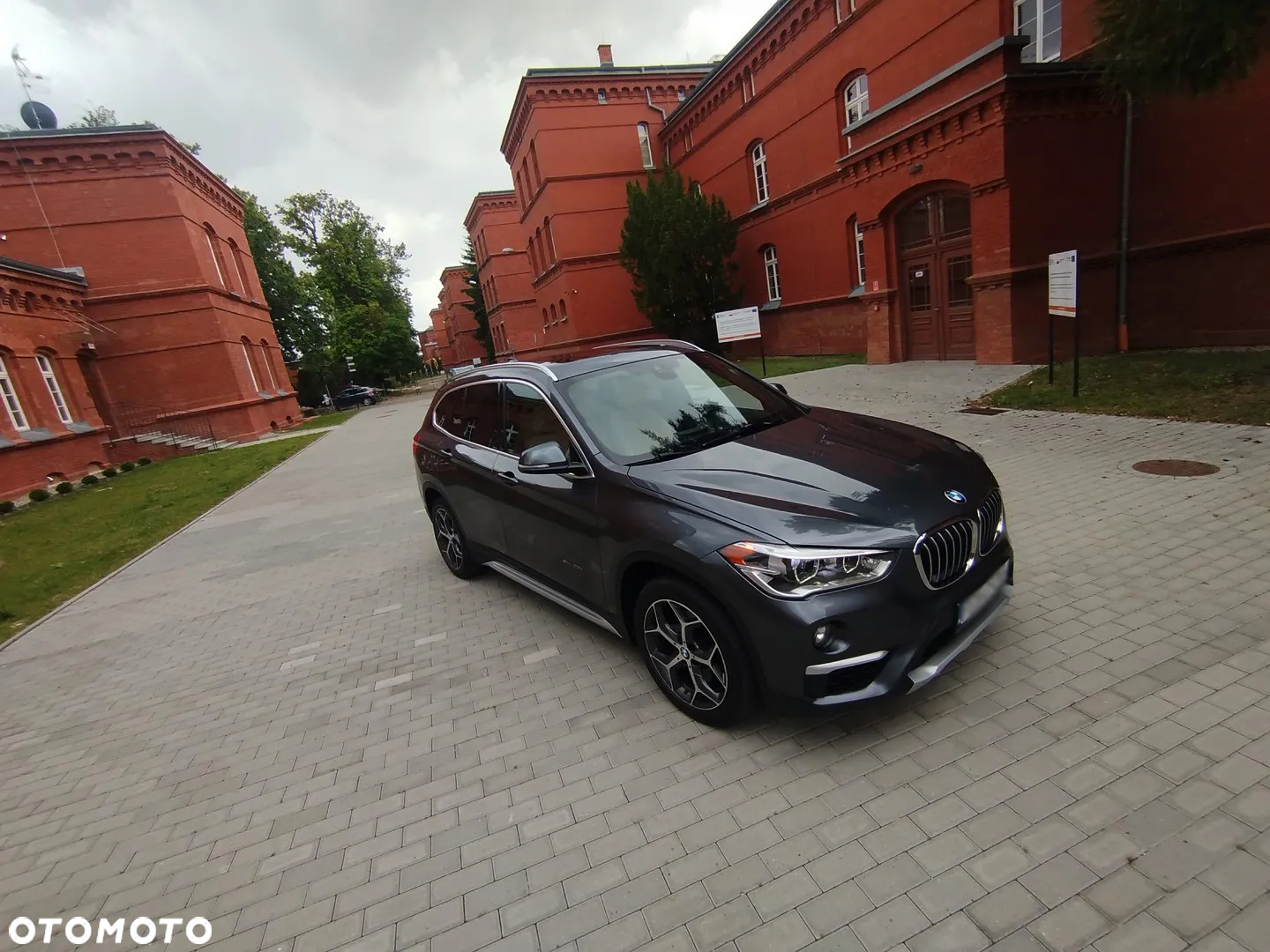 BMW X1 - 2