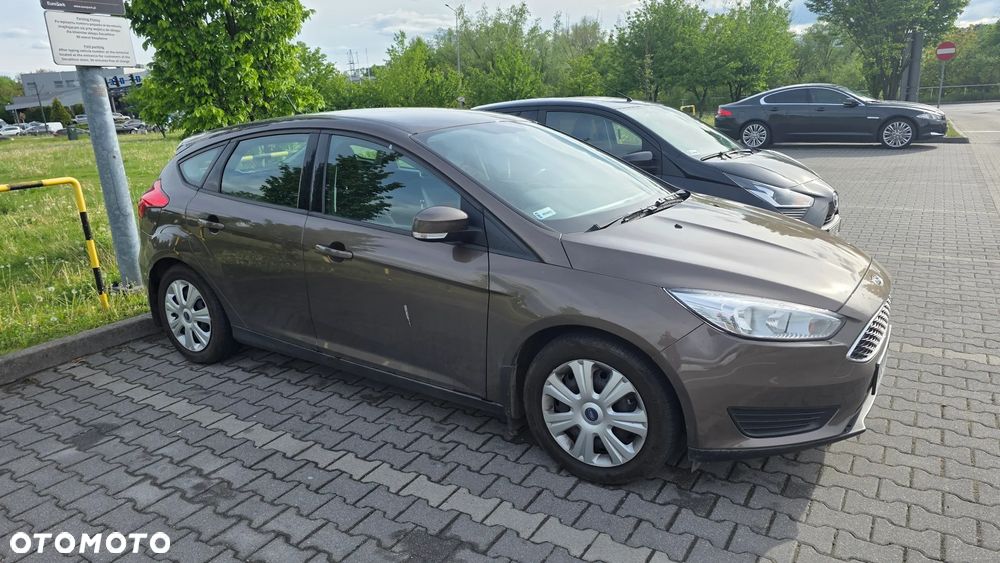 Ford Focus 1.6 Trend - 4