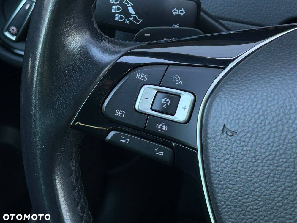 Volkswagen Golf Variant 1.5 TSI BMT Evo Highline DSG - 22