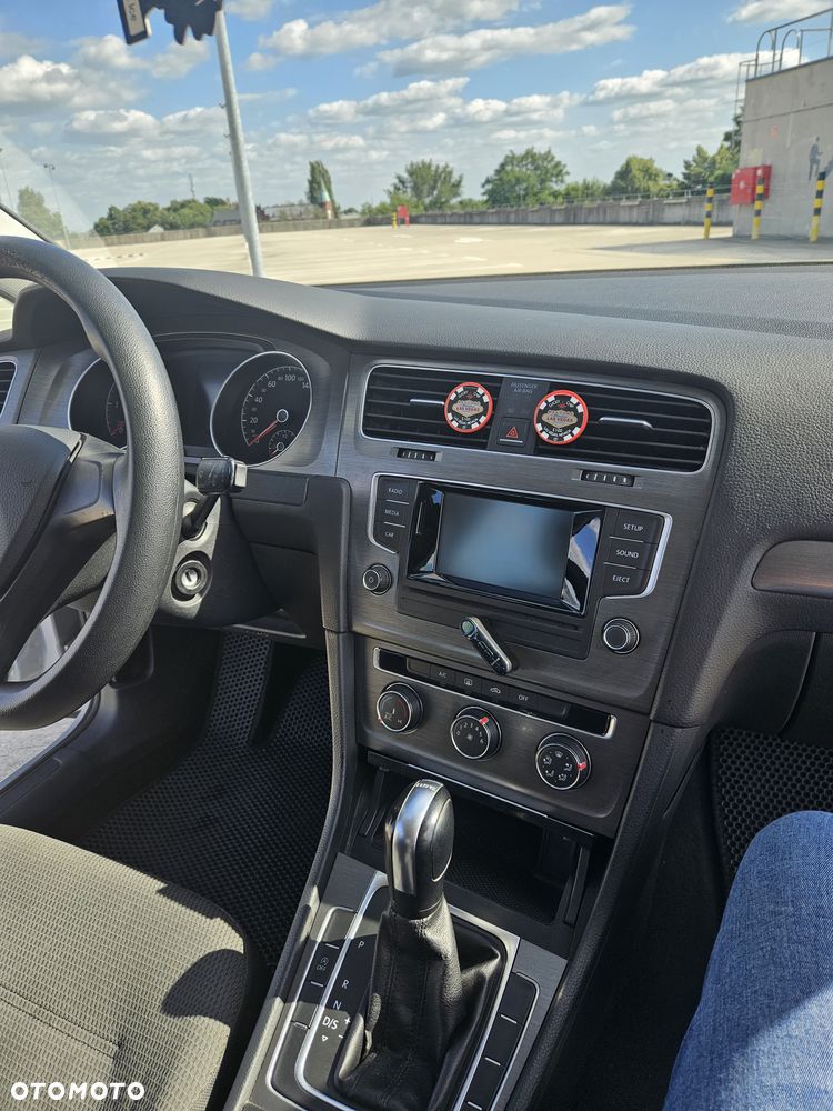 Volkswagen Golf 1.6 TDI BlueMotion Technology DSG Comfortline - 10