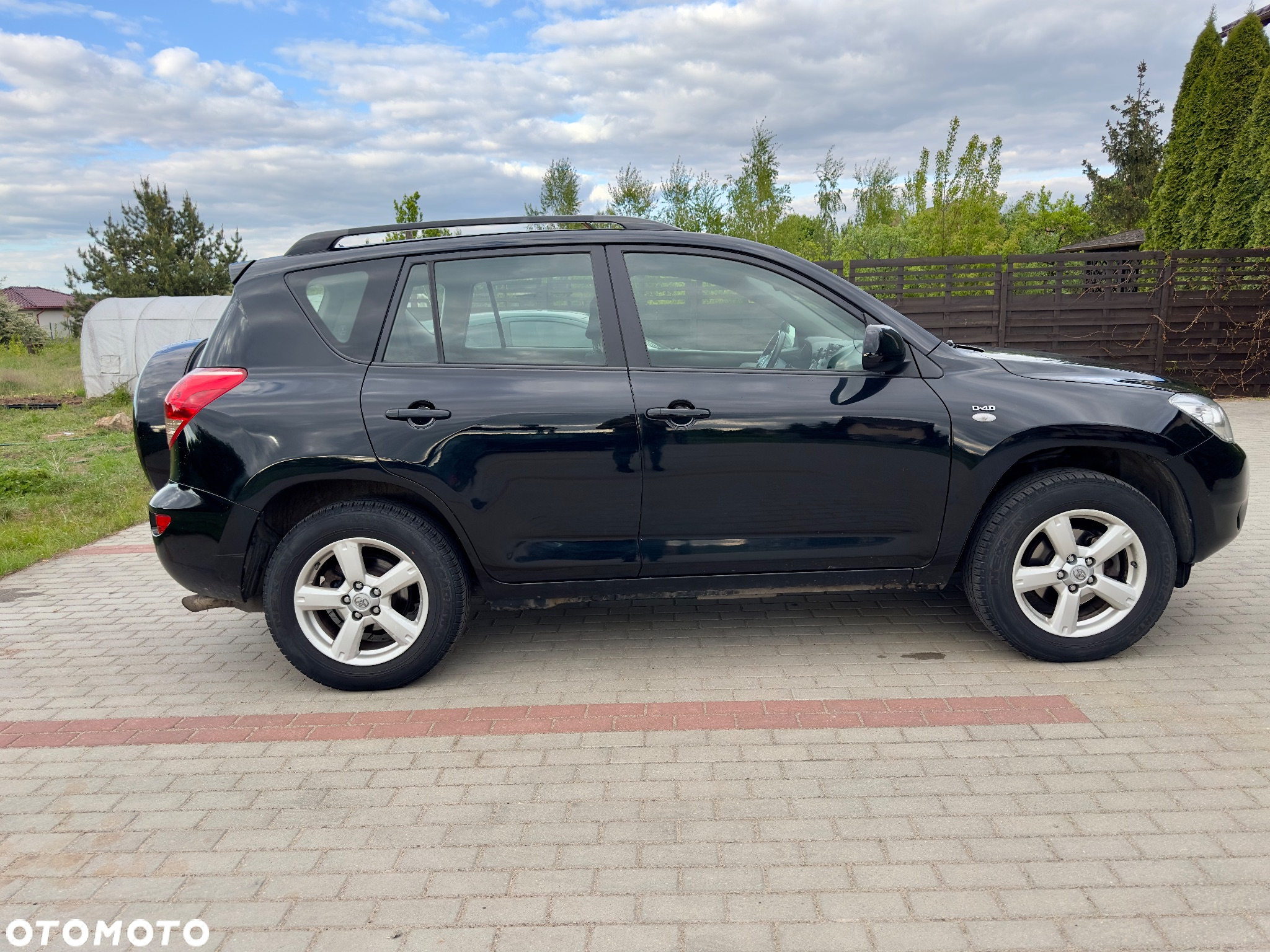 Toyota RAV4 - 2