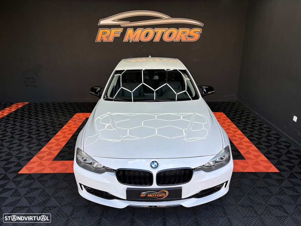 BMW 320 d Efficient Dynamic Edition Modern Line - 20