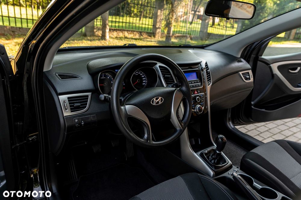 Hyundai i30 1.4 CRDi Advantage - 23