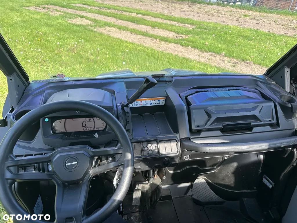Can-Am Inny - 11