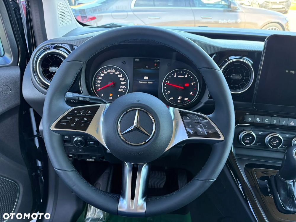 Mercedes-Benz Klasa T 180 d Style - 8