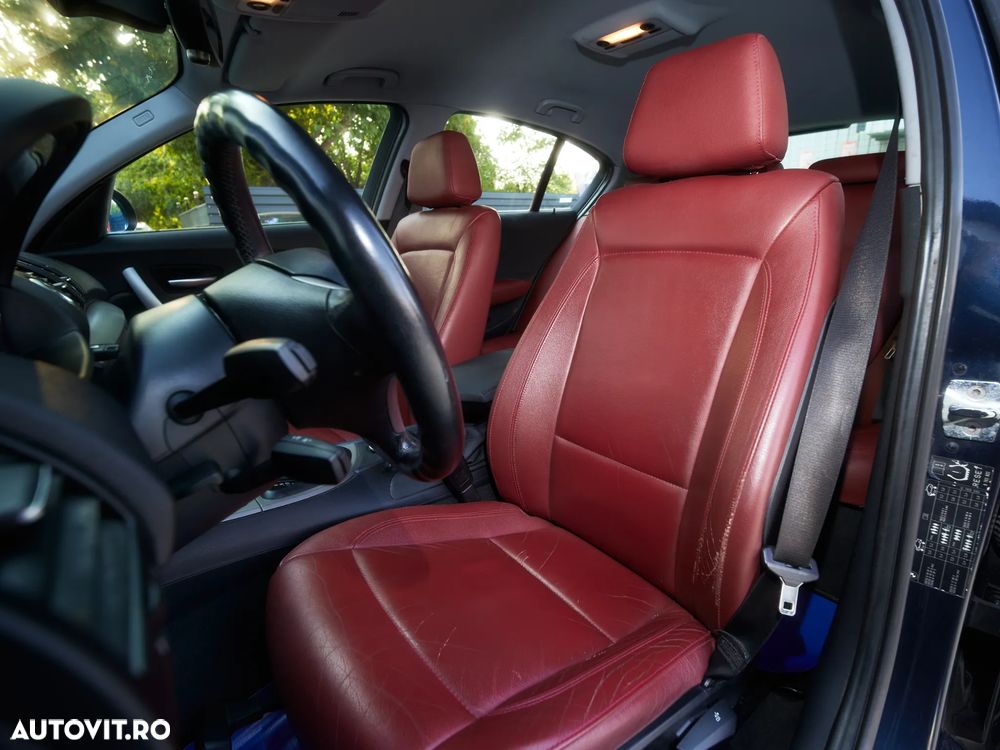 BMW Seria 1 120i Aut. - 25