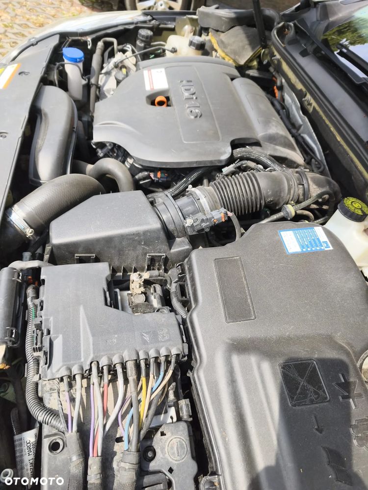 Peugeot 508 RXH 2.0 HDi HYbrid4 - 18
