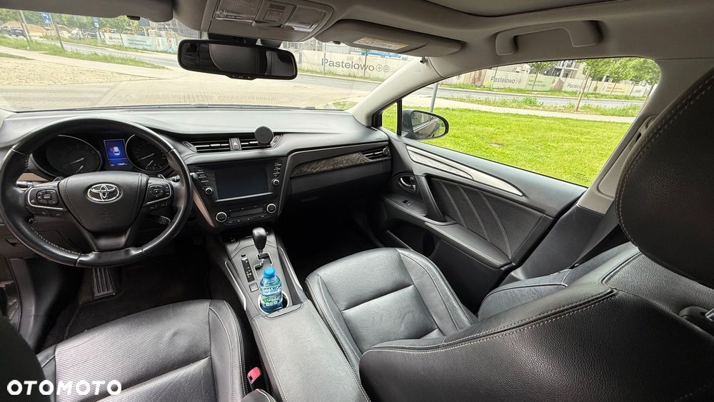 Toyota Avensis 2.0 Prestige MS - 6