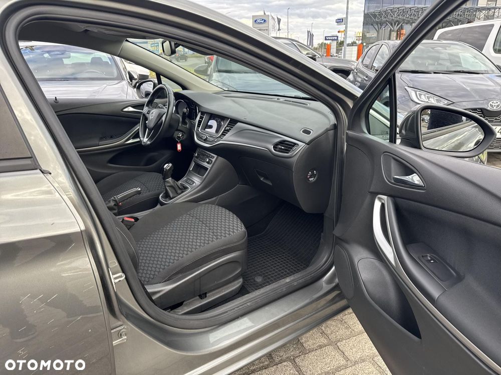Opel Astra V 1.2 T Edition S&S - 20