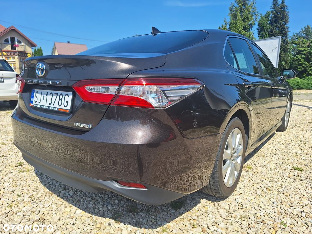 Toyota Camry 2.5 Hybrid Comfort CVT - 11